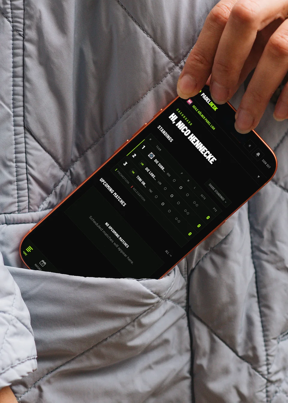 PadelDesk — iPhone Mockup